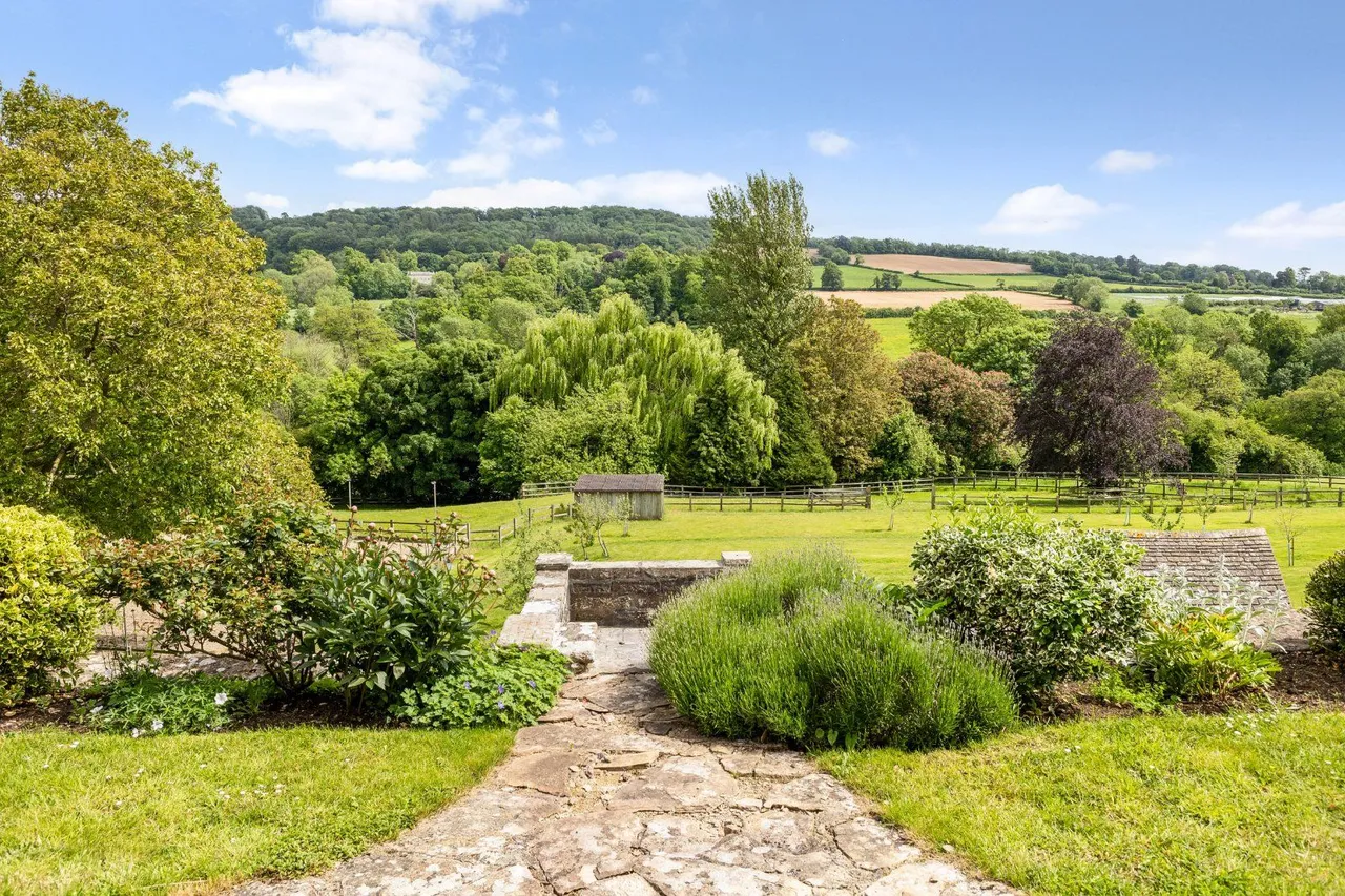 Painswick Road, Pitchcombe, Gloucestershire, GL6 6DS, photo 7