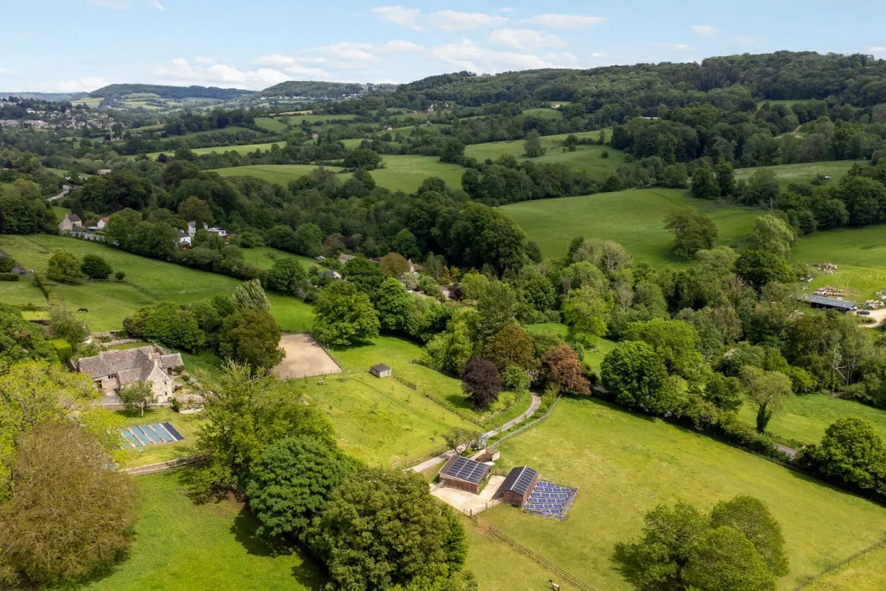 Painswick Road, Pitchcombe, Gloucestershire, GL6 6DS, photo 8