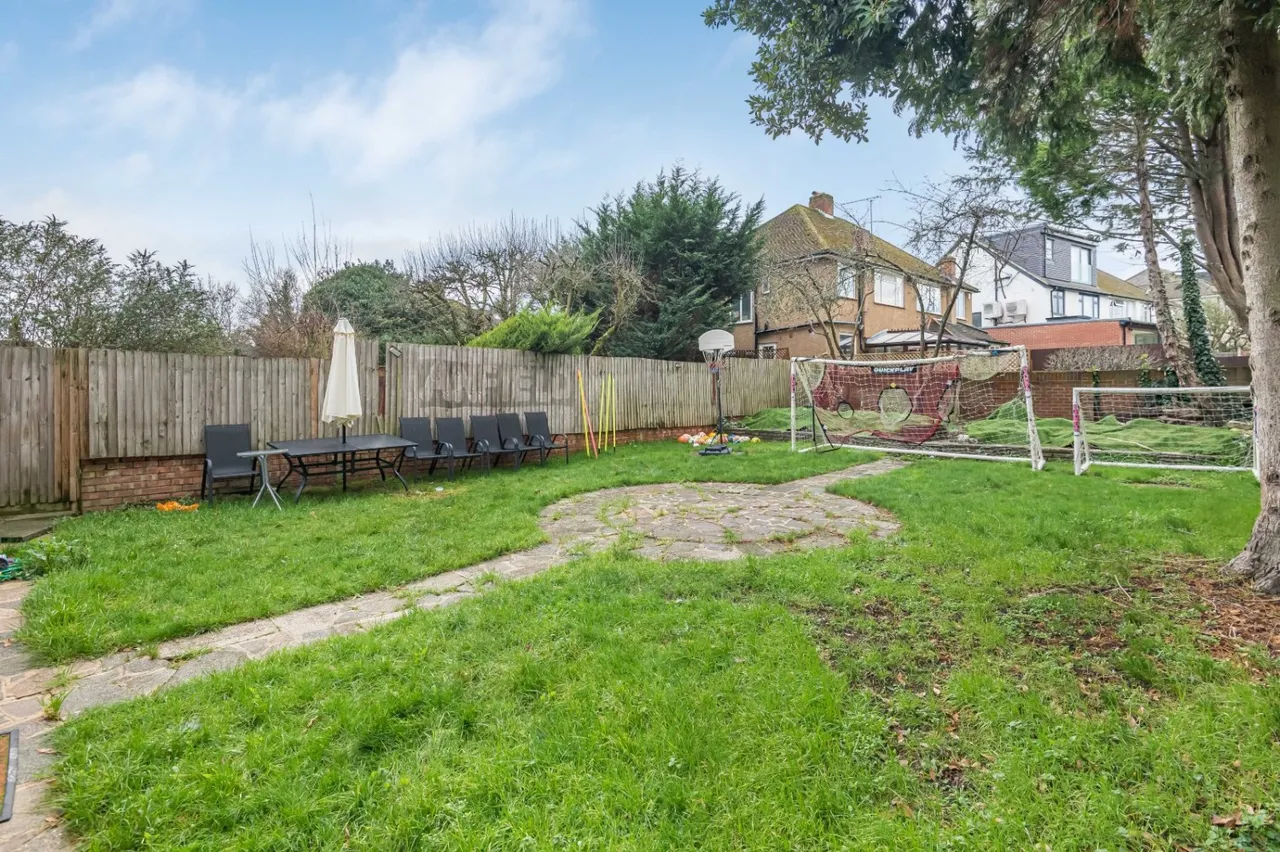 Marsh Lane, Stanmore, HA7, photo 15