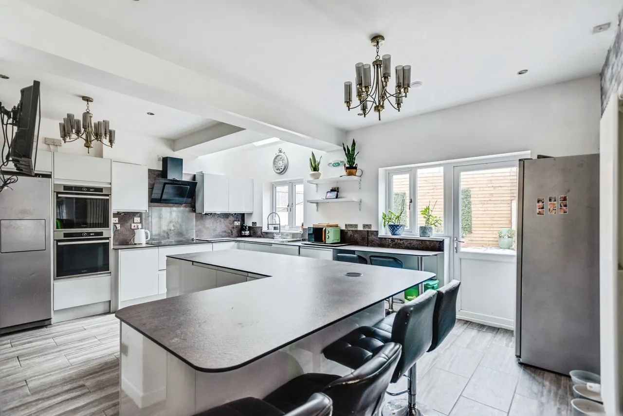 Croft Road, Swindon, Wiltshire, SN1, photo 5