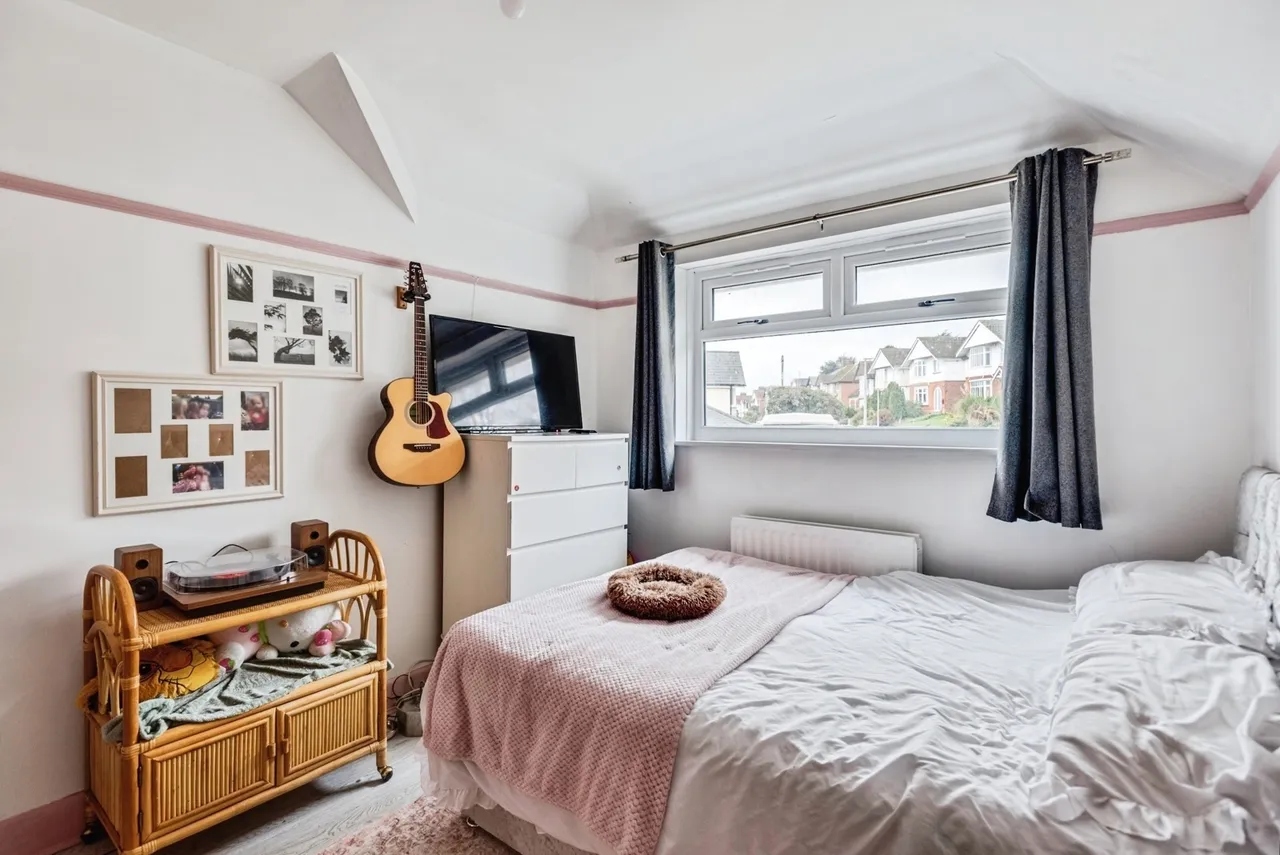Croft Road, Swindon, Wiltshire, SN1, photo 15