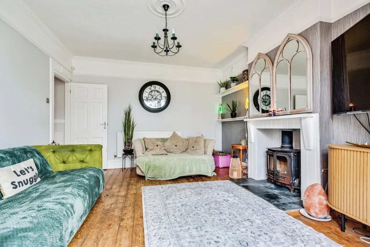 Croft Road, Swindon, Wiltshire, SN1, photo 6