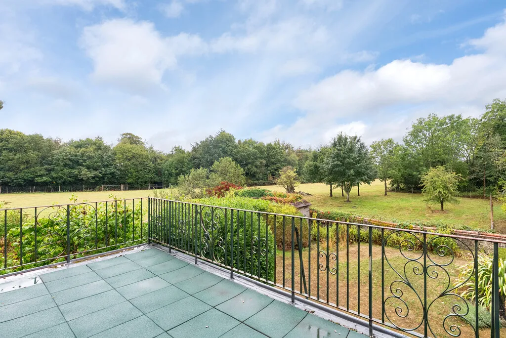 Ranmore Common Road, Ranmore Common, RH5, photo 3