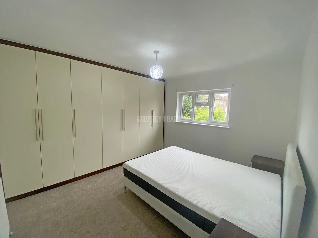 Devonshire Road, Mill Hill East, NW7, photo 6