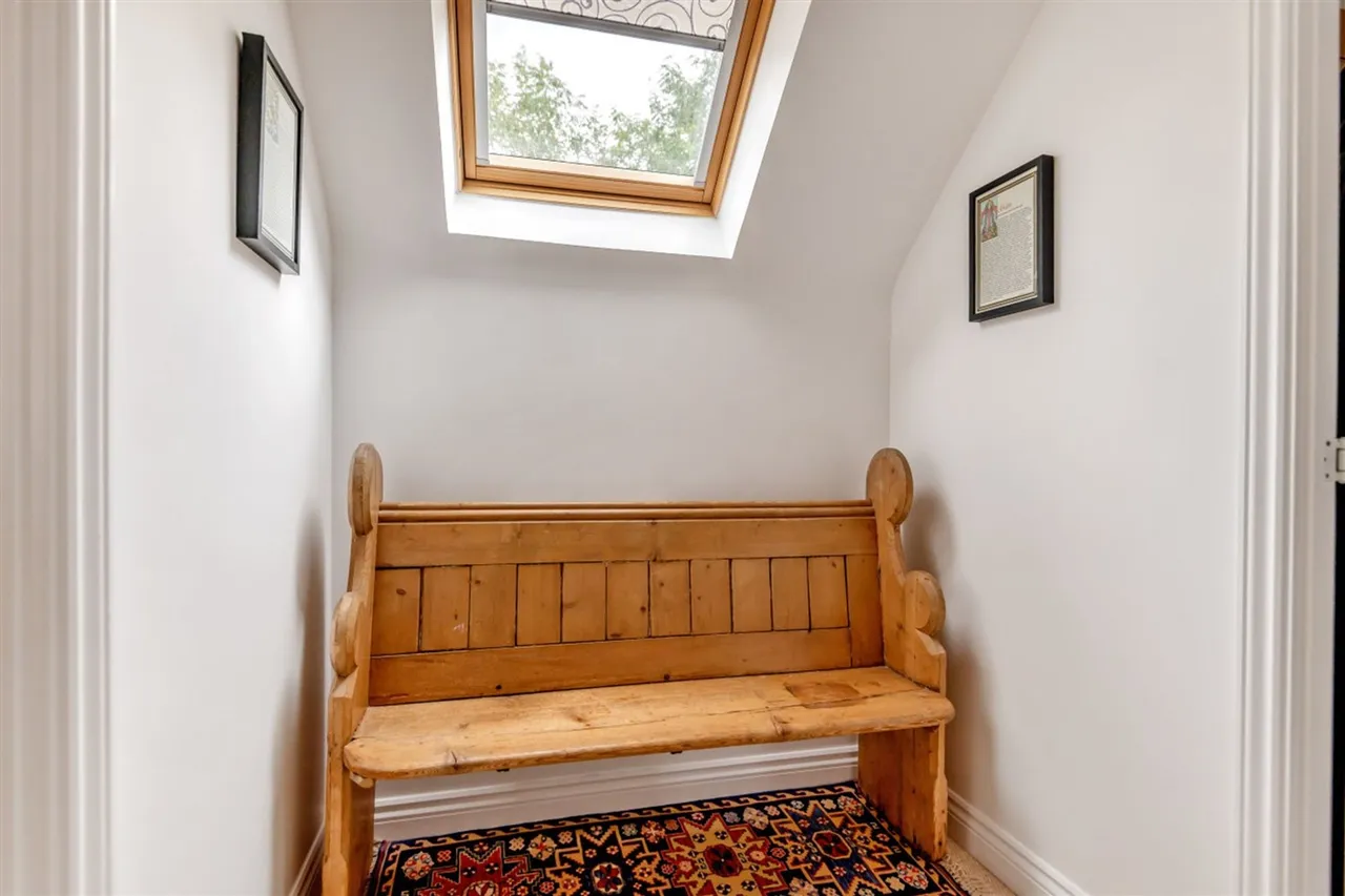 Buttinghill Drive, Cuckfield, RH17, photo 11