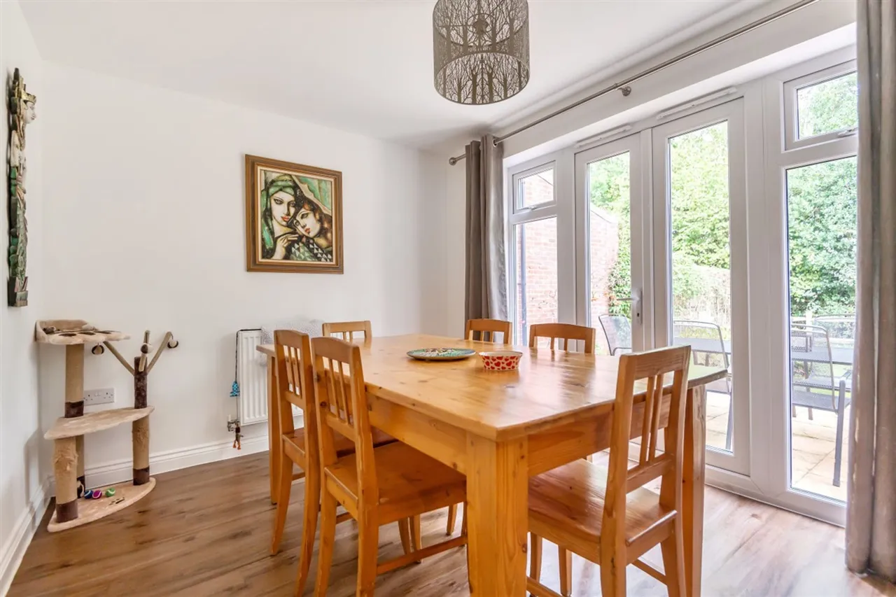 Buttinghill Drive, Cuckfield, RH17, photo 4