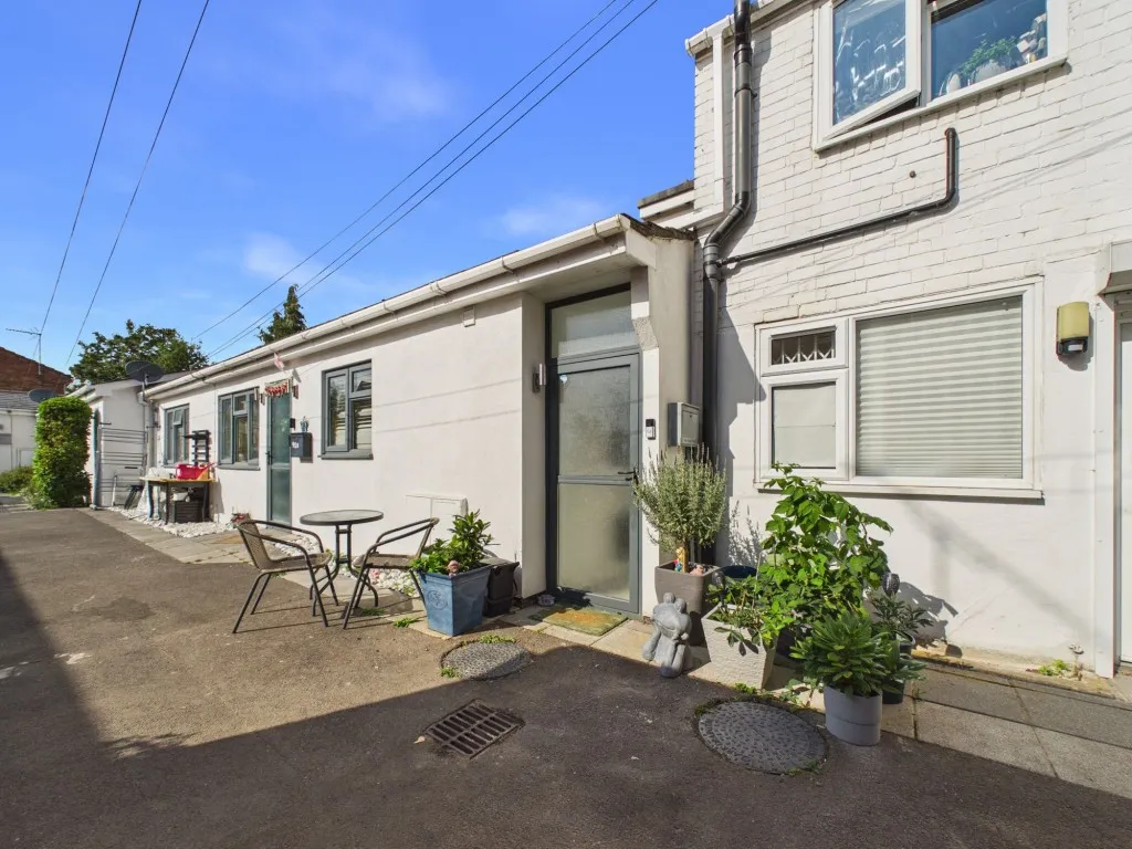 School Road, Tilehurst, RG31, photo 4