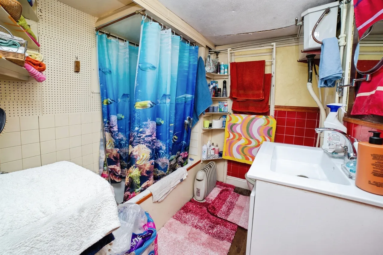 Nottingham Road, Giltbrook, NG16, photo 14