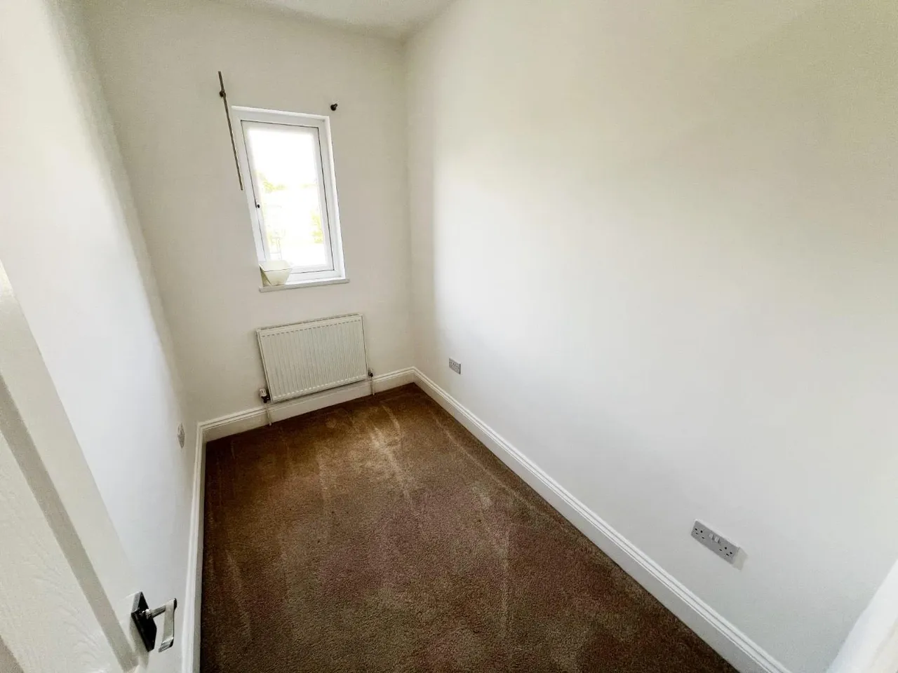 West Chilton Terrace, Chilton, DL17, photo 9