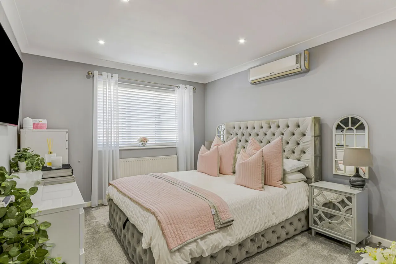 Saxonhurst Gardens, Bournemouth, BH10, photo 12