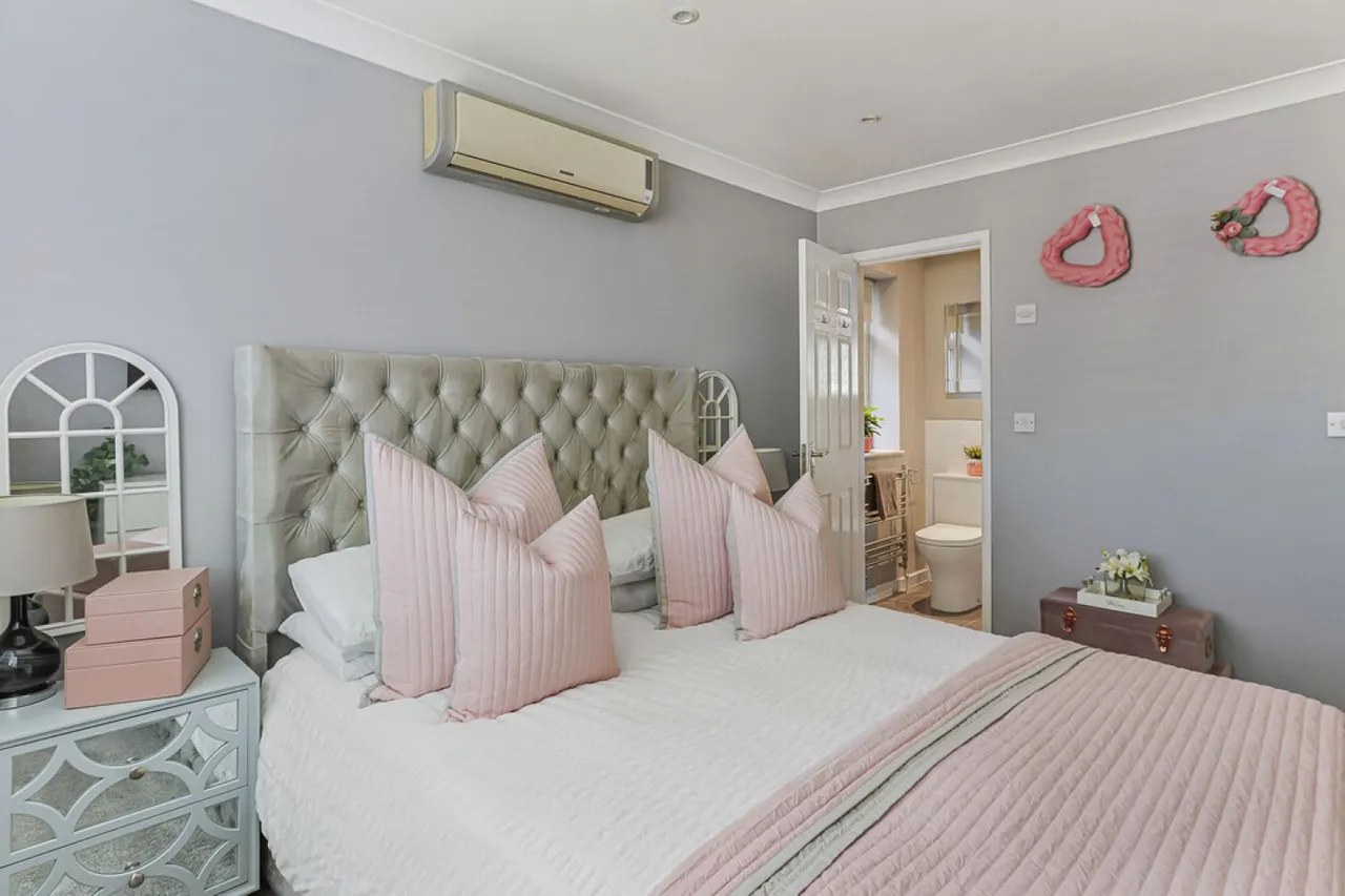 Saxonhurst Gardens, Bournemouth, BH10, photo 13