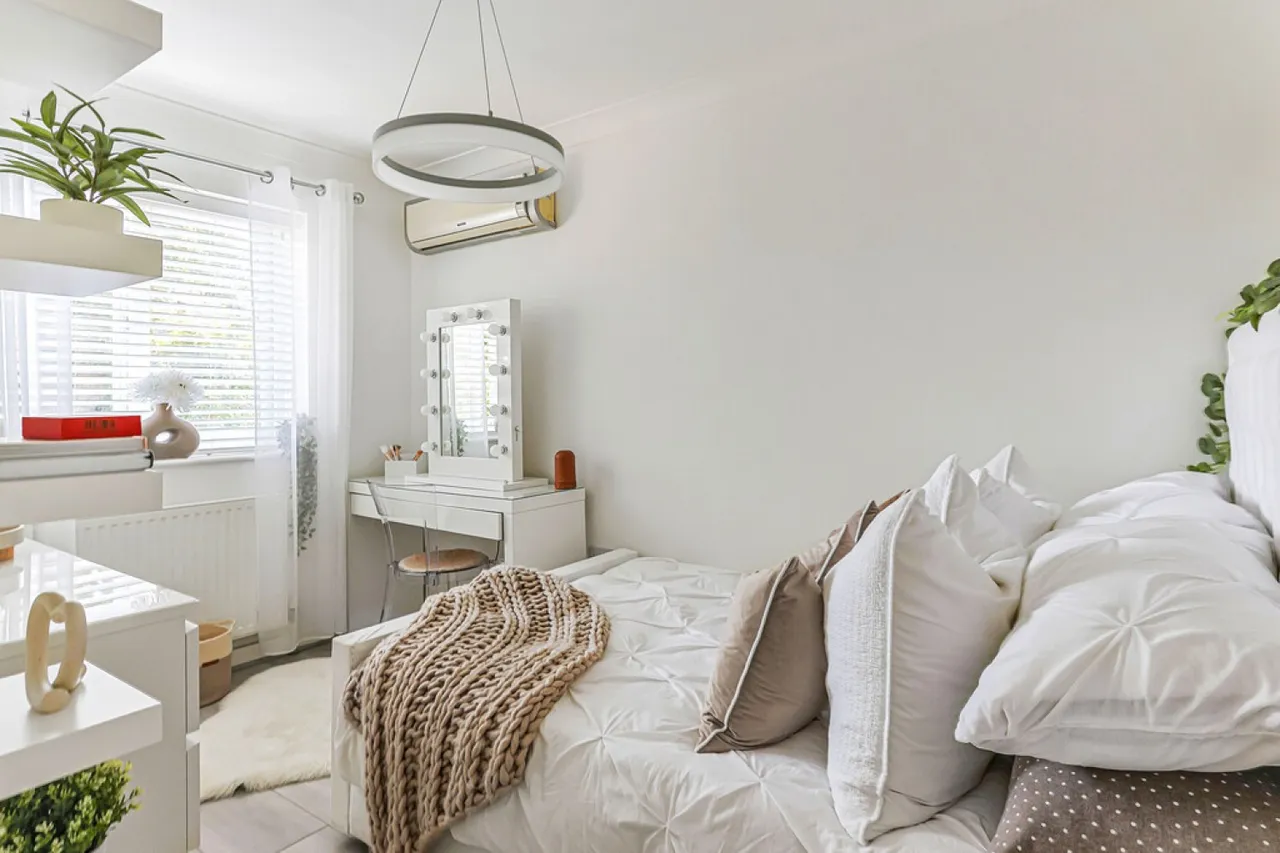 Saxonhurst Gardens, Bournemouth, BH10, photo 17