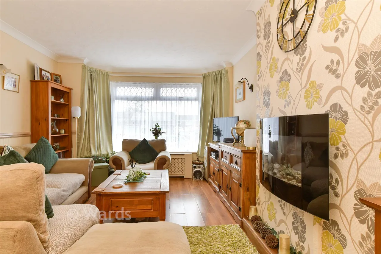 Ballens Road, Lords Wood, ME5, photo 2