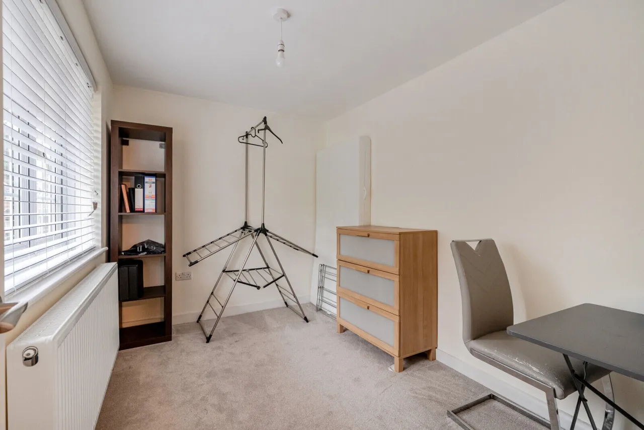 Westridge Avenue, Purley on Thames, RG8, photo 28