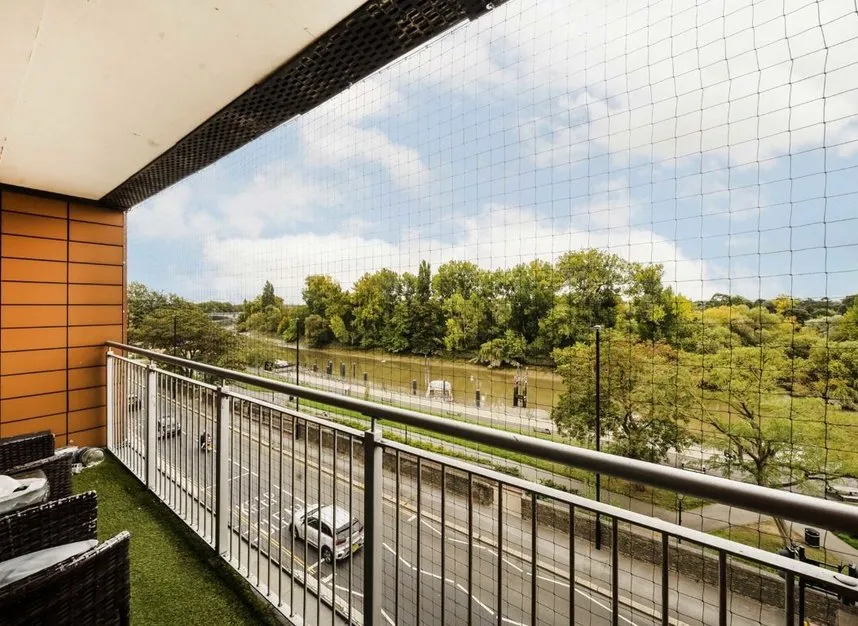 Holland Gardens, Brentford, TW8, photo 5