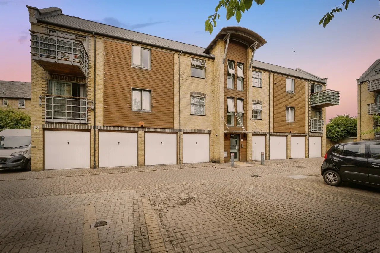 Abbey Road, Barking, IG11, photo 11