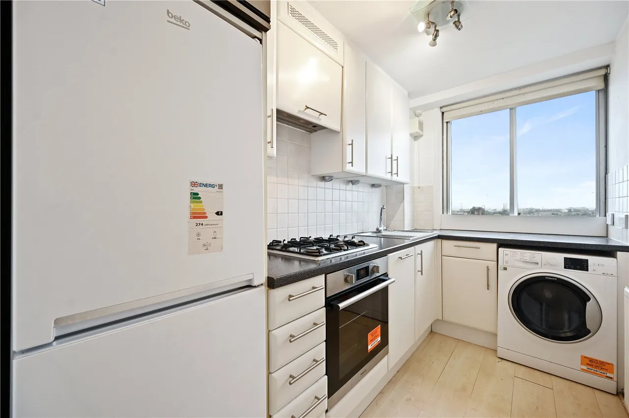 Marshall Street, London, W1F, photo 3