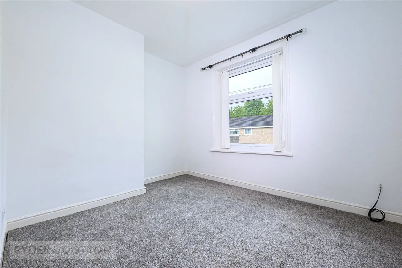 Brickfield Grove, Halifax, HX2, photo 10