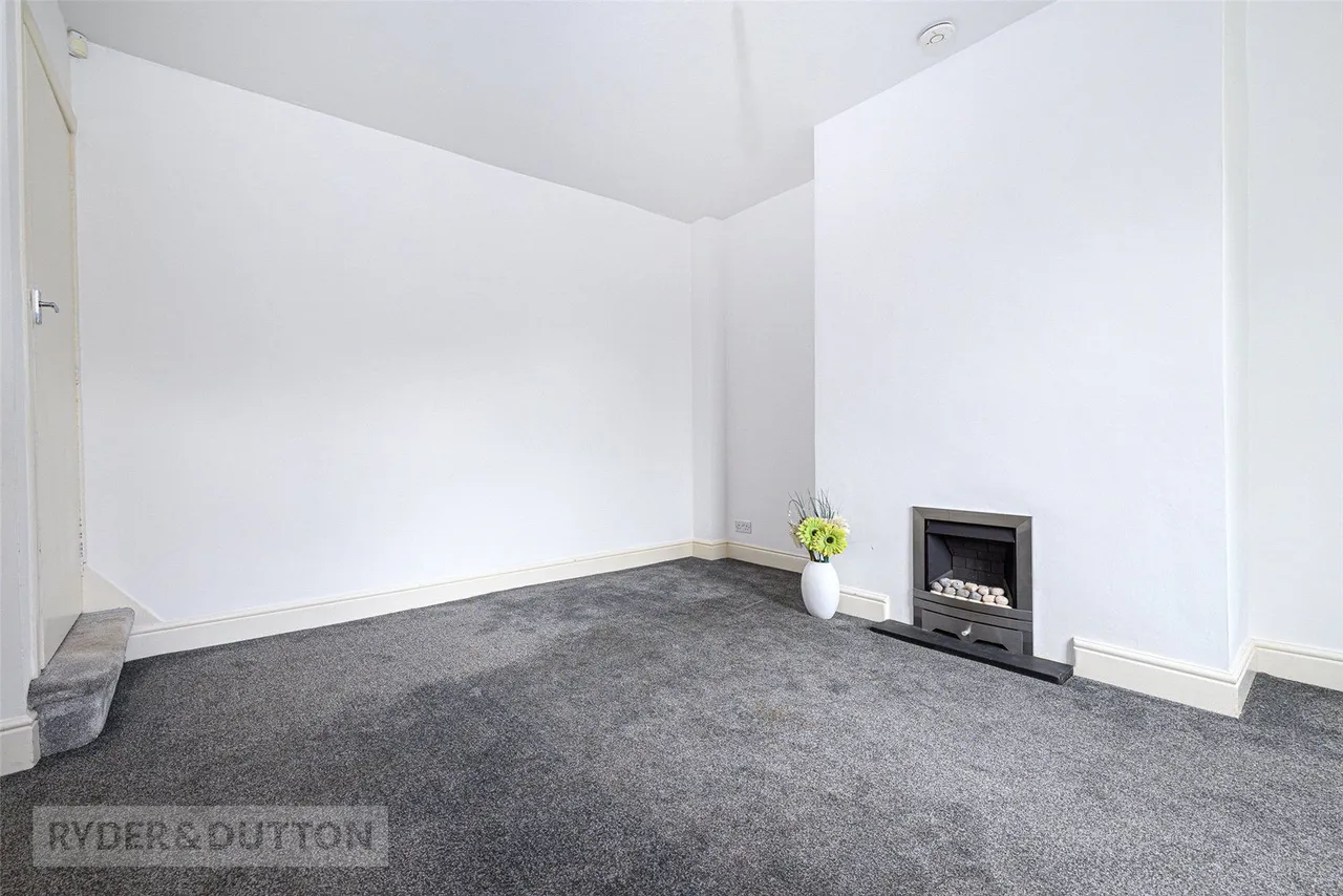 Brickfield Grove, Halifax, HX2, photo 6