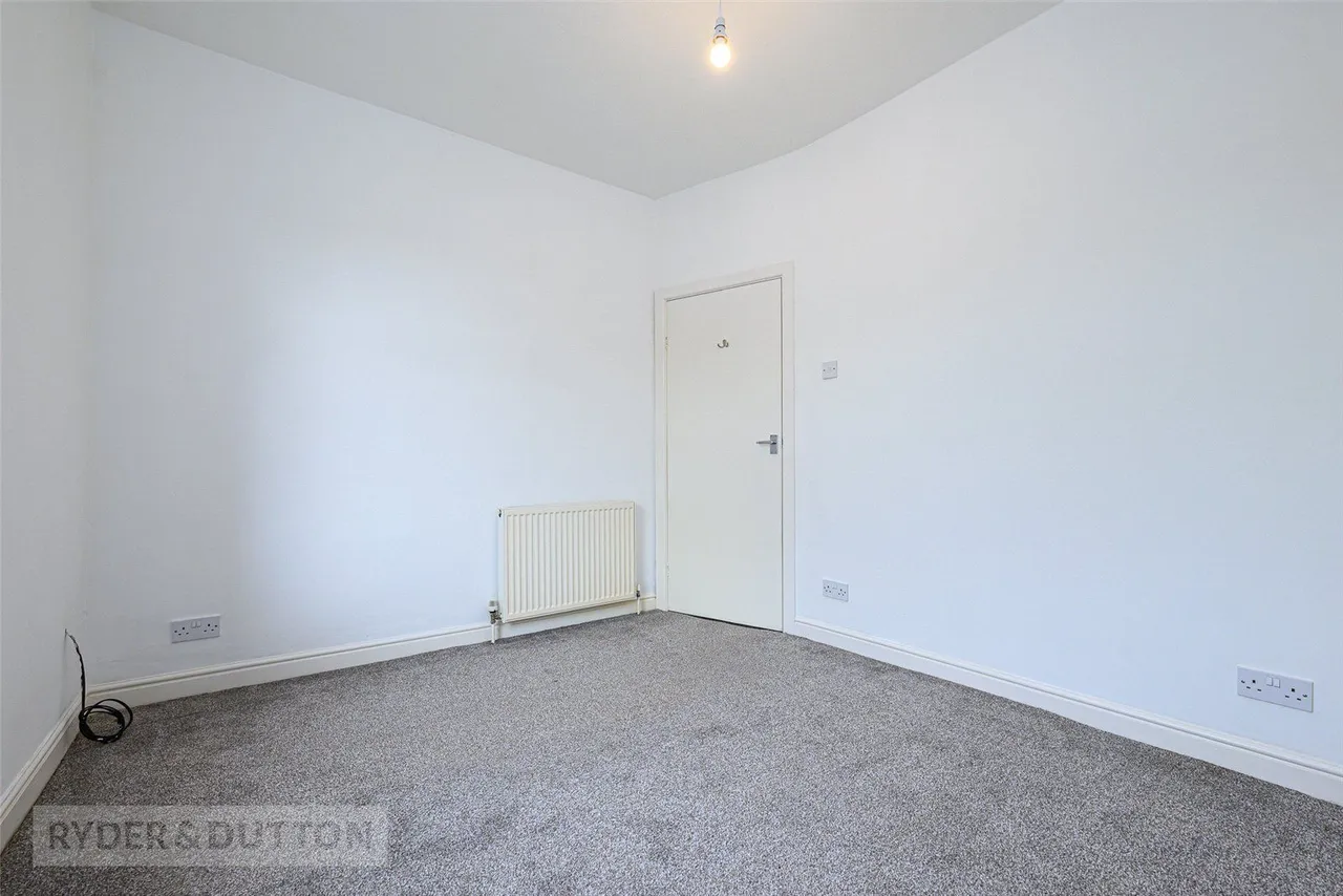 Brickfield Grove, Halifax, HX2, photo 11