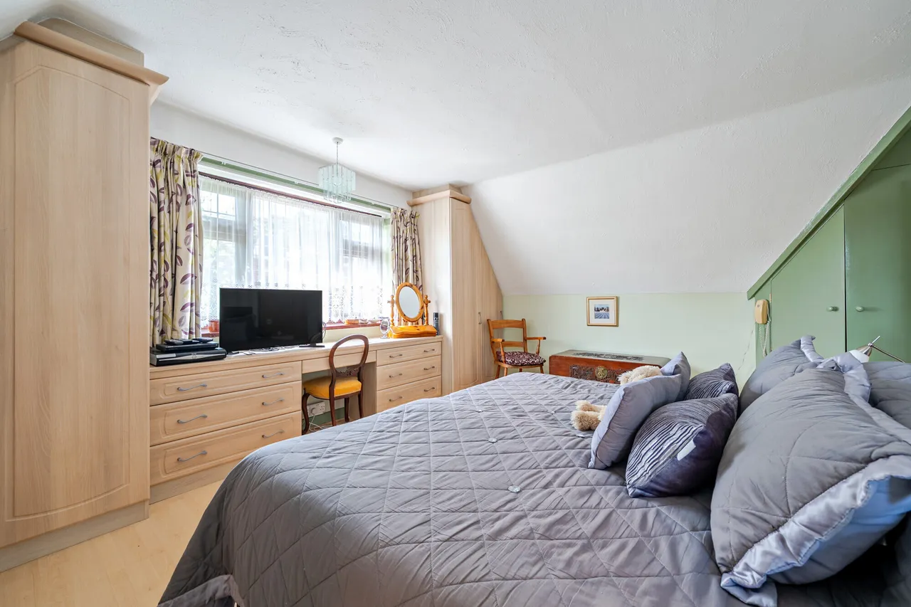 Stonehouse Lane, Cowfold, RH13, photo 10