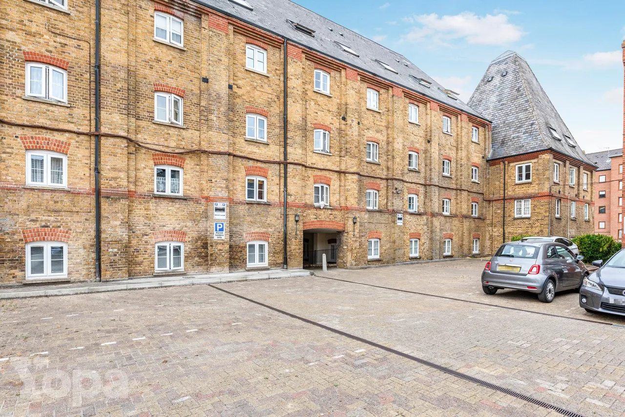 Clifton Road, Gravesend, DA11, photo 19