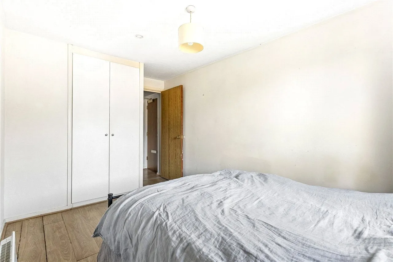 Riverside Close, London, E5, photo 9