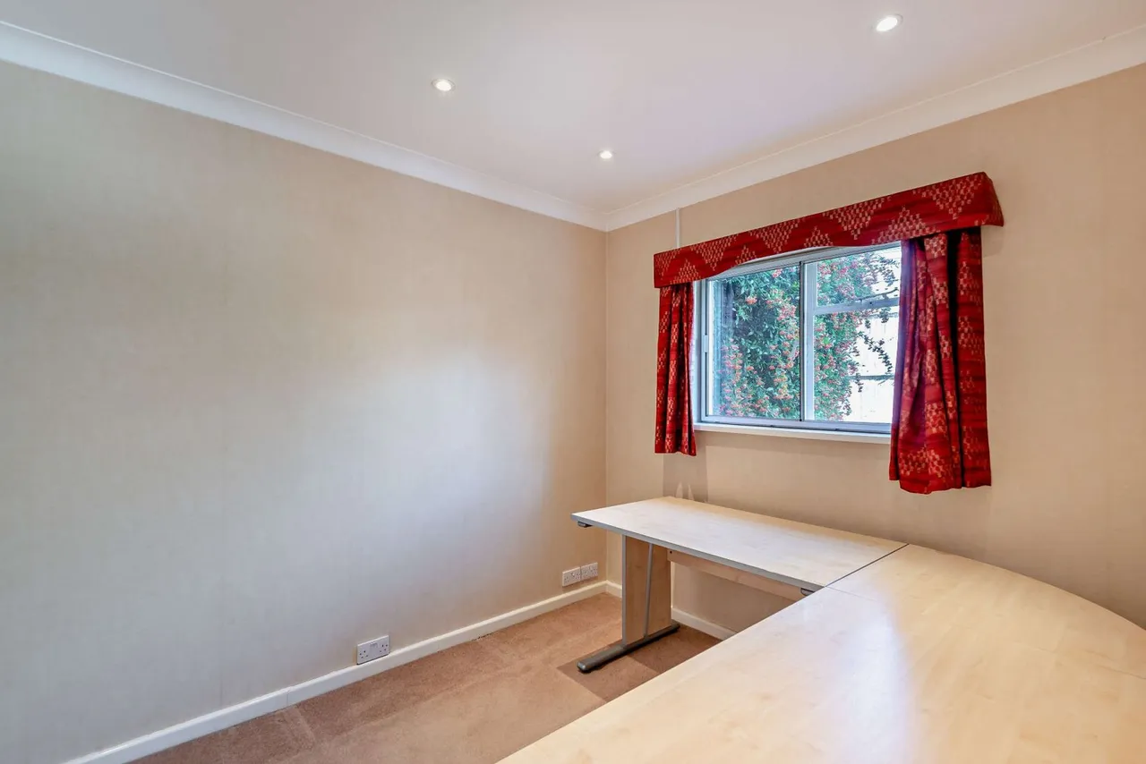 Burkes Road, Beaconsfield, HP9, photo 10