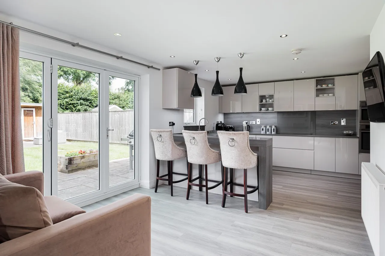 Tanyard Close, Wilmslow, SK9, photo 3