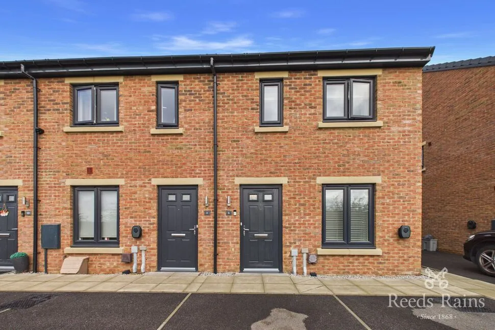 2 bed house for sale, Elderberry Rise, Soothill, WF17