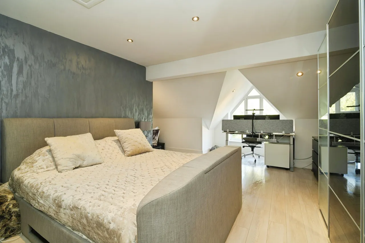 Manchester Road, Manchester, M27, photo 29
