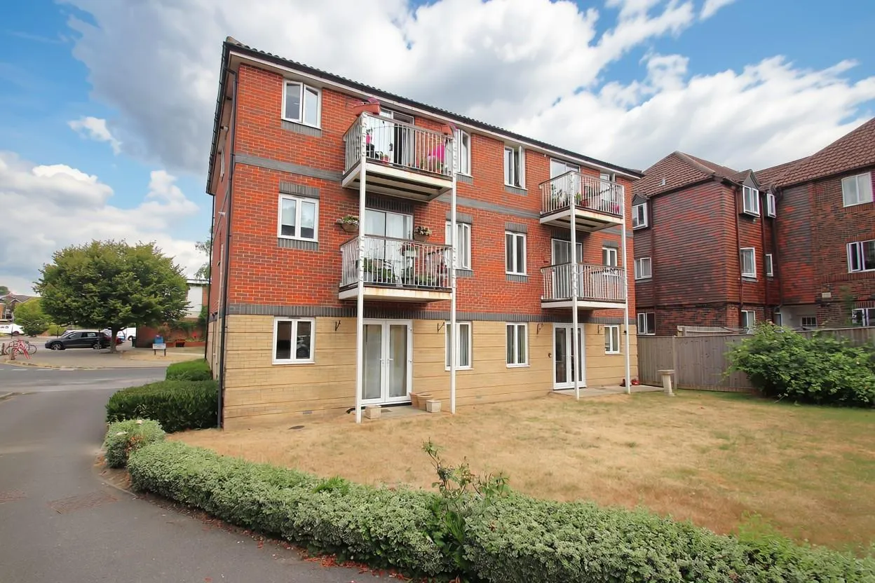 2 bed flat for sale — Fair Oak Road, Fair Oak, Eastleigh, SO50 7EZ