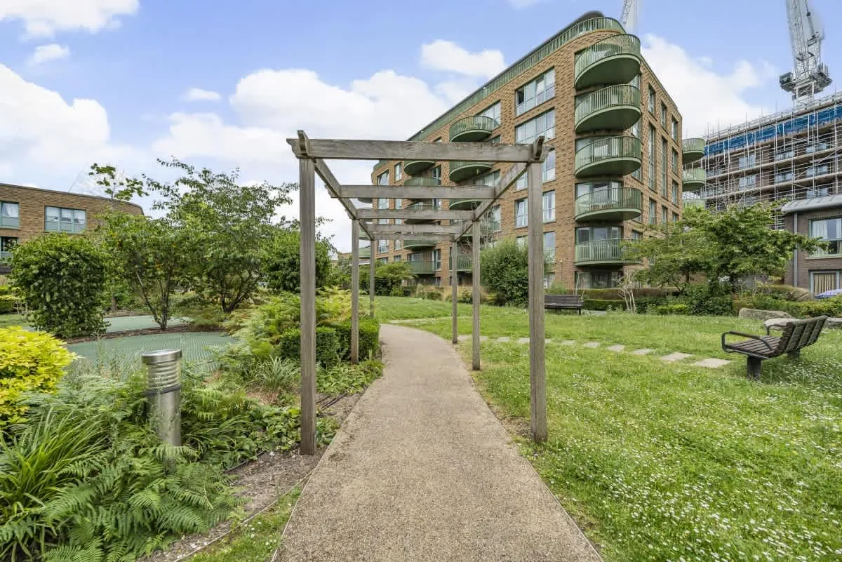 Ottley Drive, London, SE3, photo 11