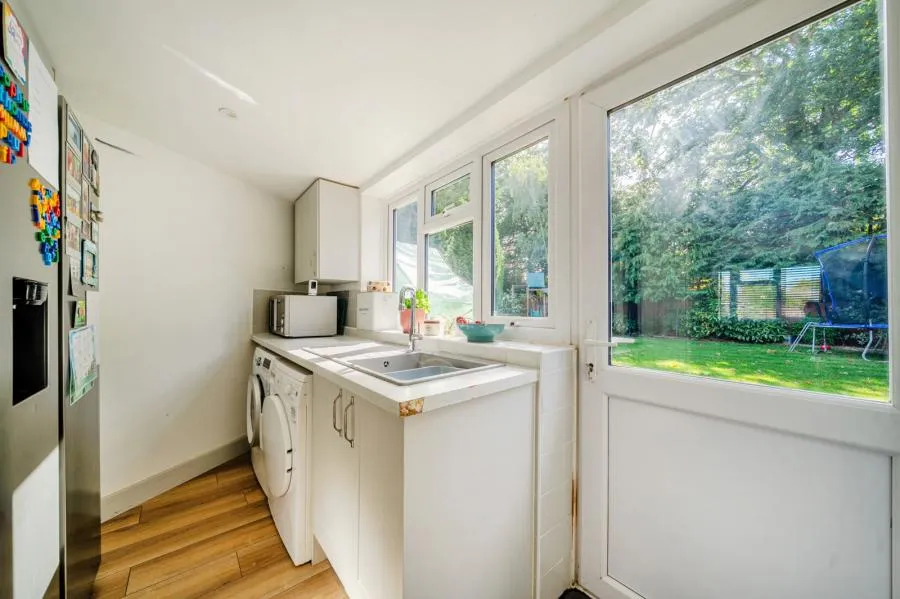 Cormorant Close, Basingstoke, RG22, photo 5