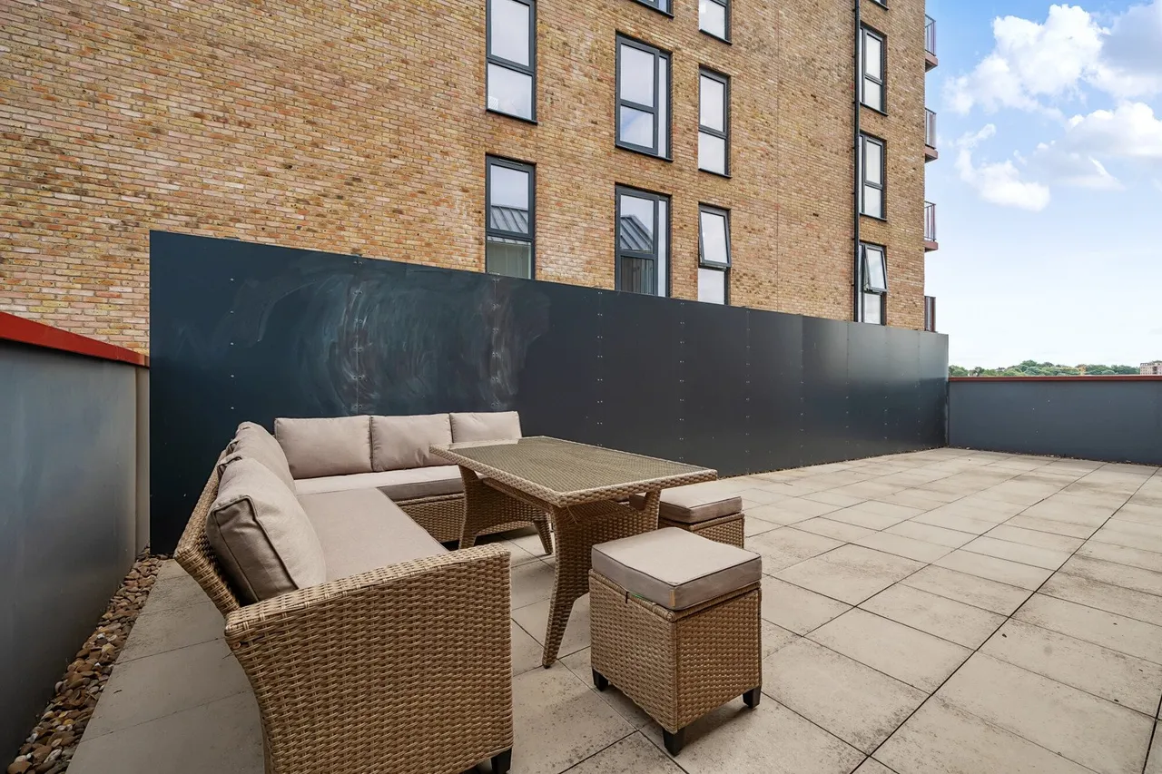 Greenwich High Road, SE10, photo 10