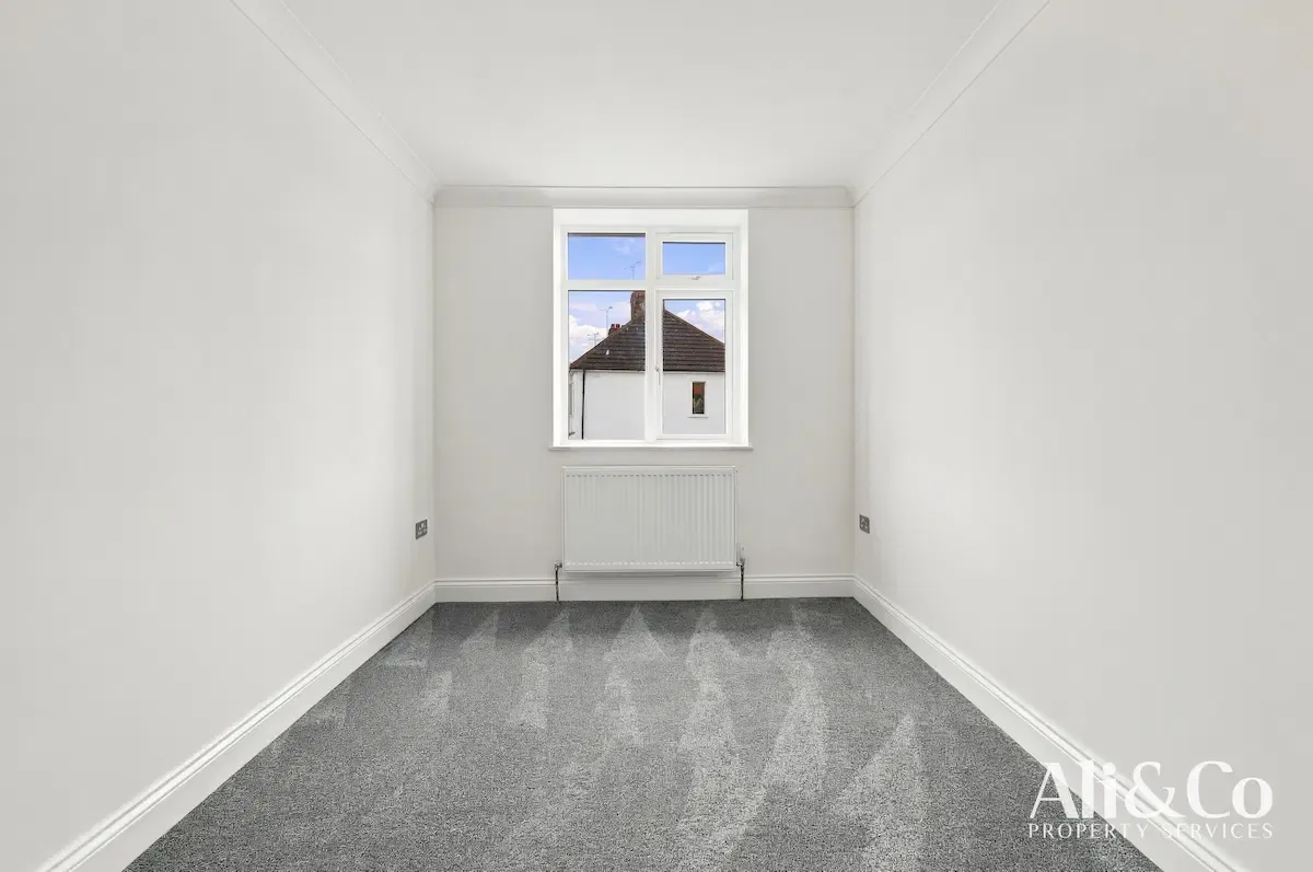 Dock Road, Grays, photo 15
