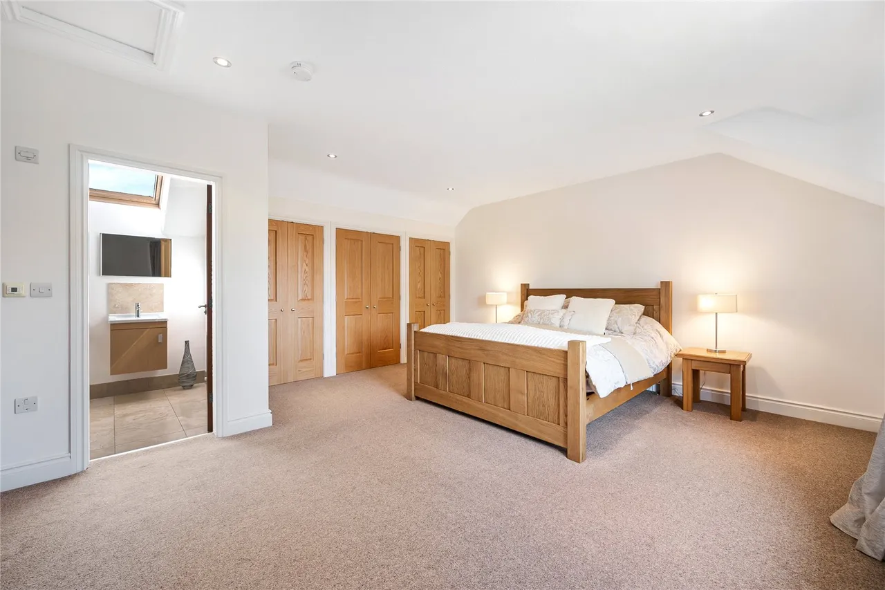 Old Hall Court, Burton Salmon, photo 11