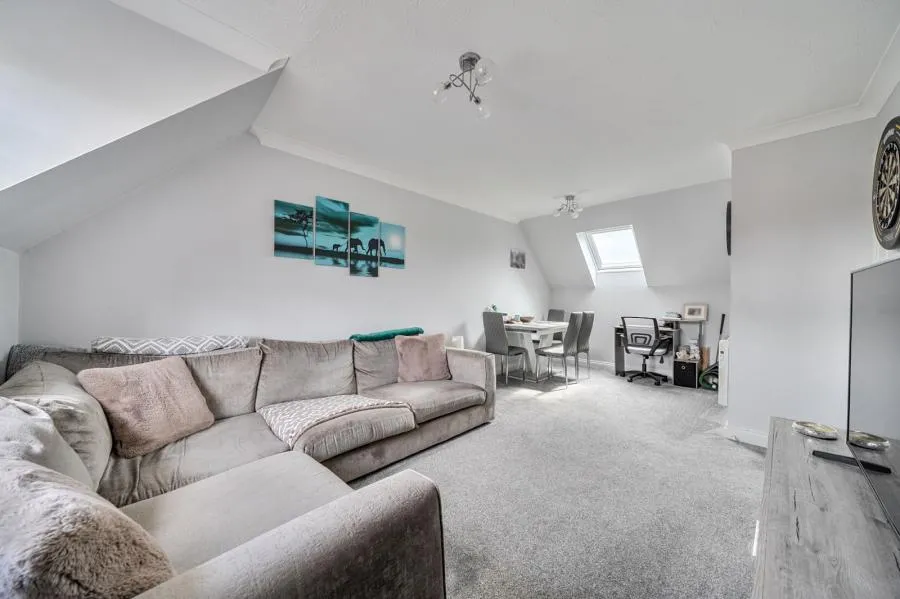 Hawthorne Close, Thatcham, RG18, photo 4