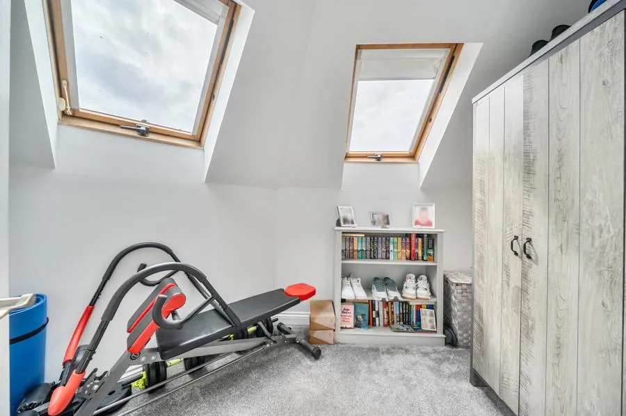 Hawthorne Close, Thatcham, RG18, photo 12
