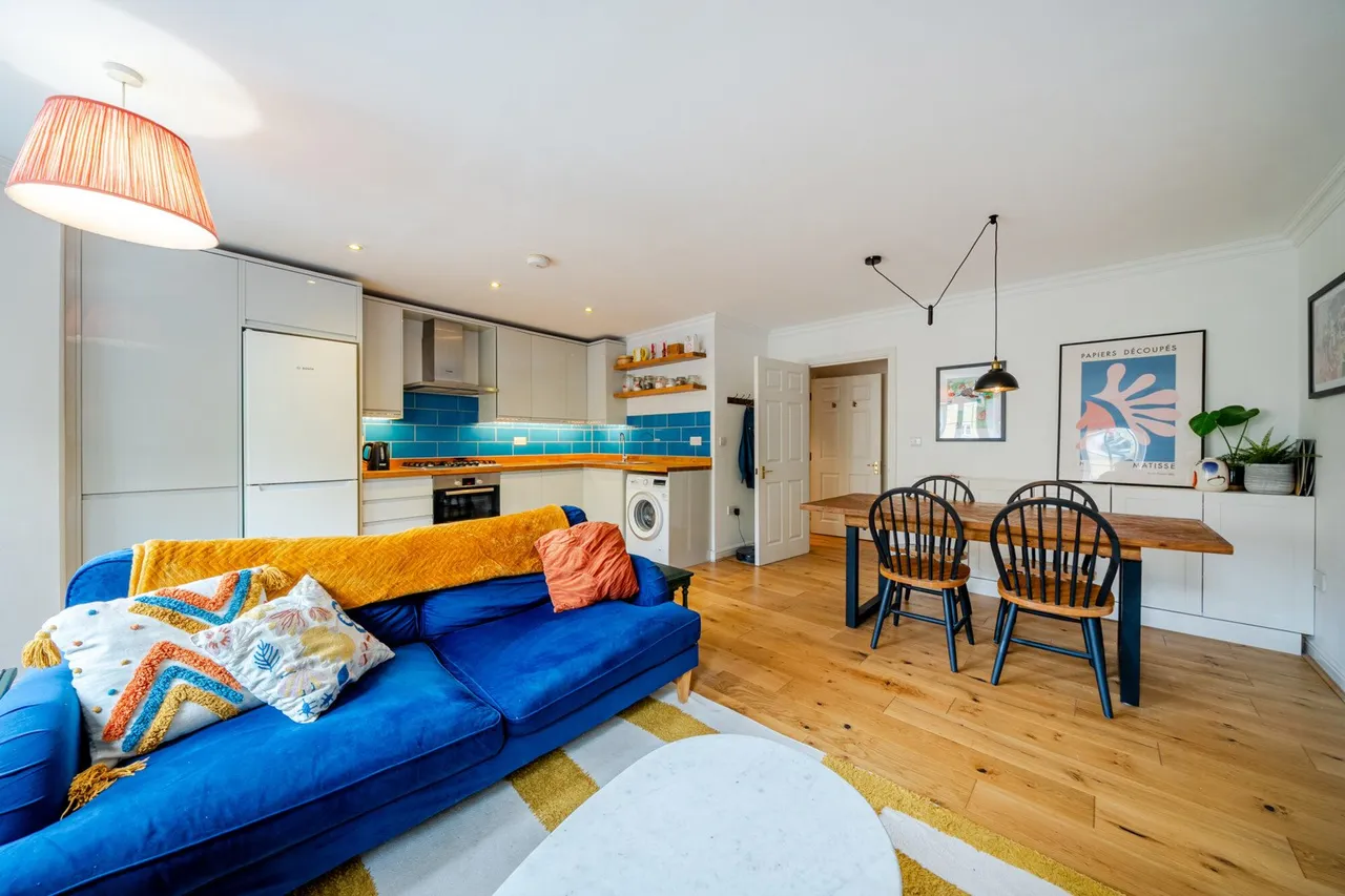 2 bed flat for sale — Kelly Avenue, SE15
