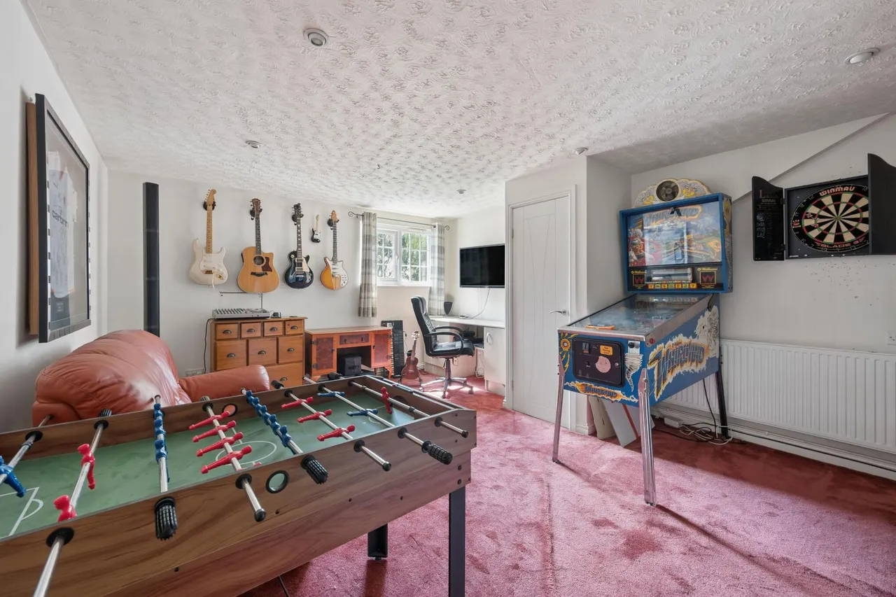 Garstang Road East, Poulton-Le-Fylde, FY6, photo 19
