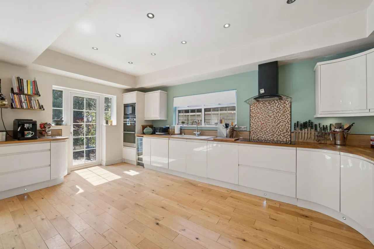 Garstang Road East, Poulton-Le-Fylde, FY6, photo 2