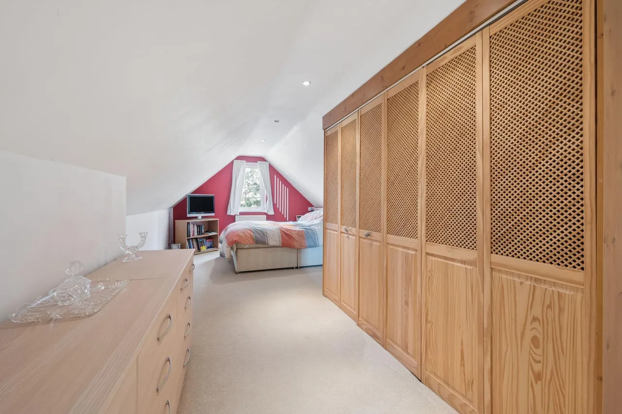 Garstang Road East, Poulton-Le-Fylde, FY6, photo 13