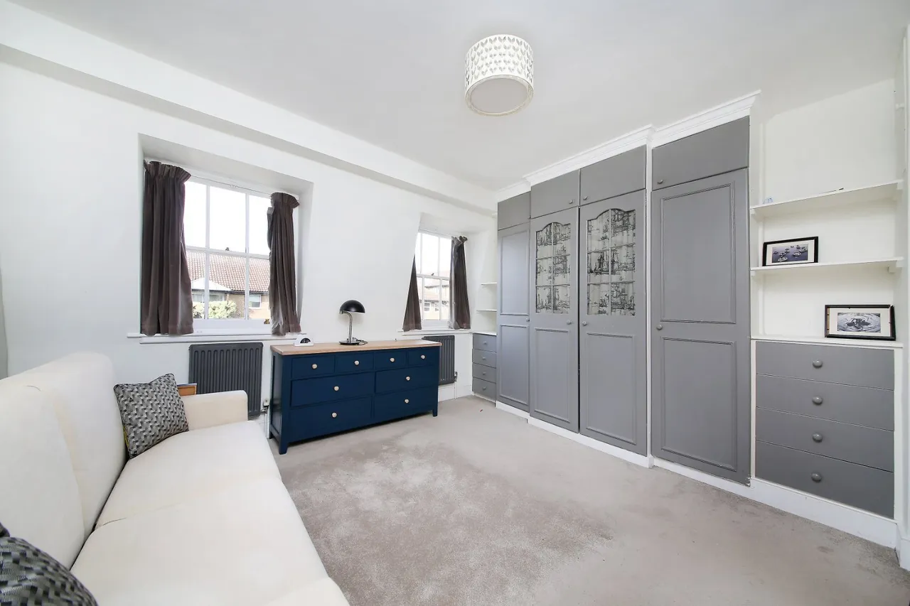Battersea Church Road, London, SW11, photo 5