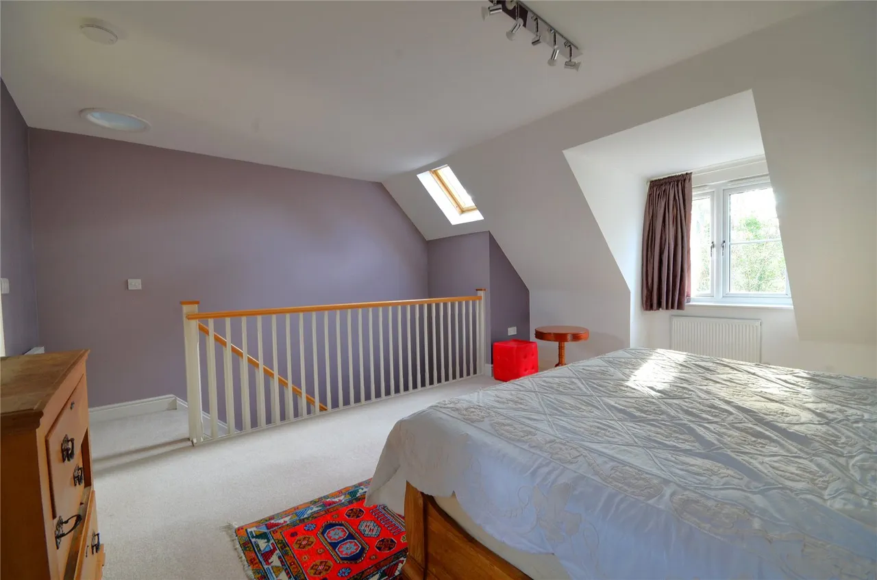 Maple Dell, Lower Dene, RH19, photo 12