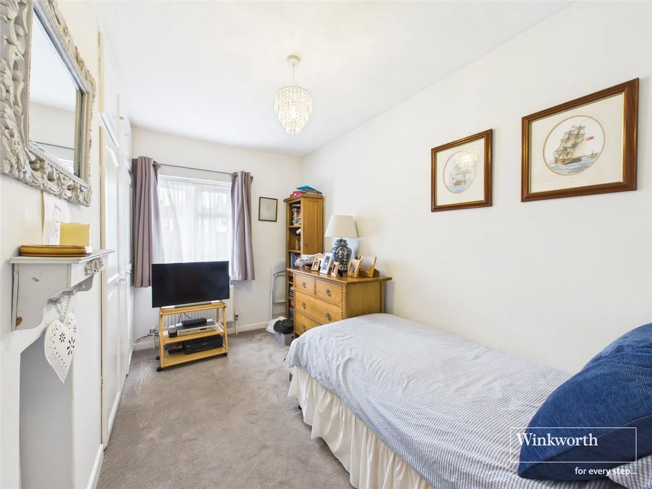 Sturgess Avenue, Hendon, London, NW4, photo 8