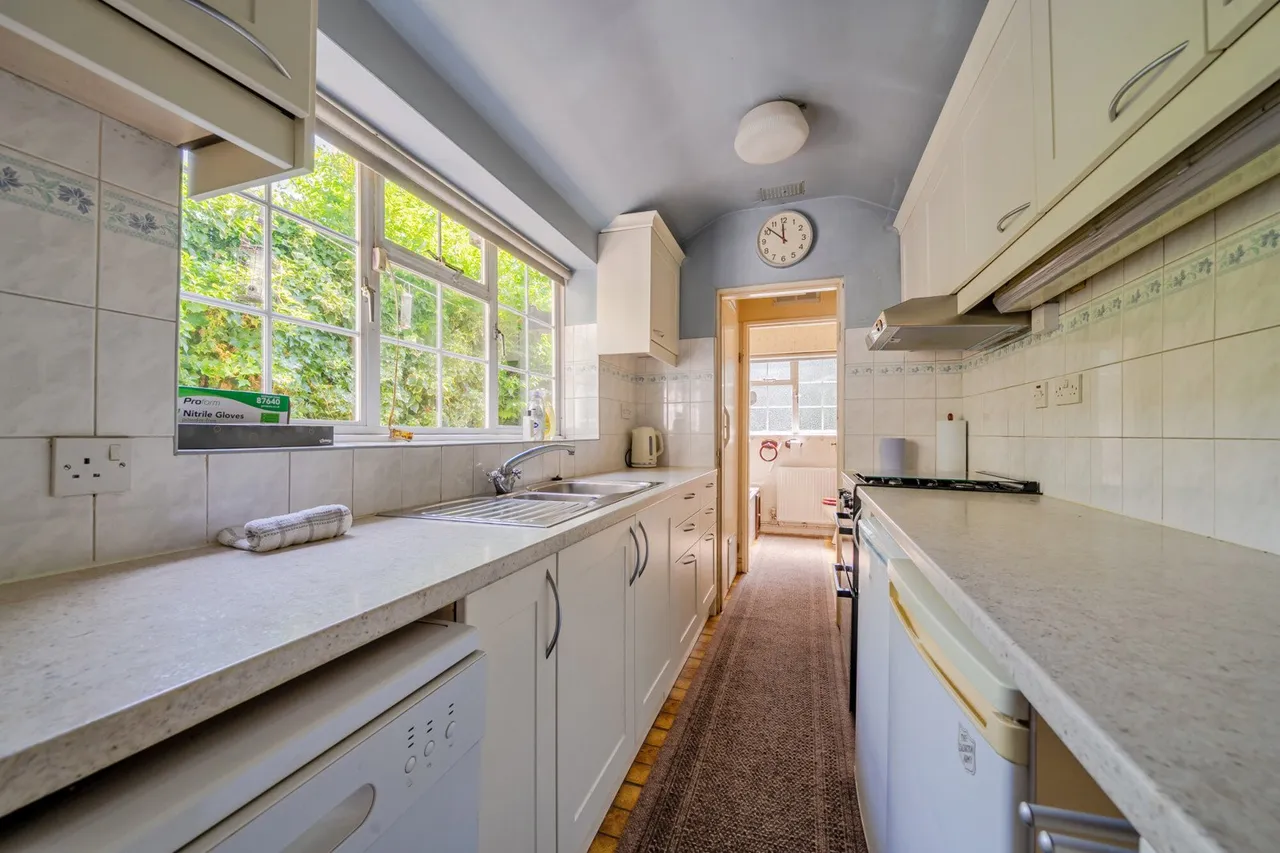 Southlands Road, BR2, photo 13