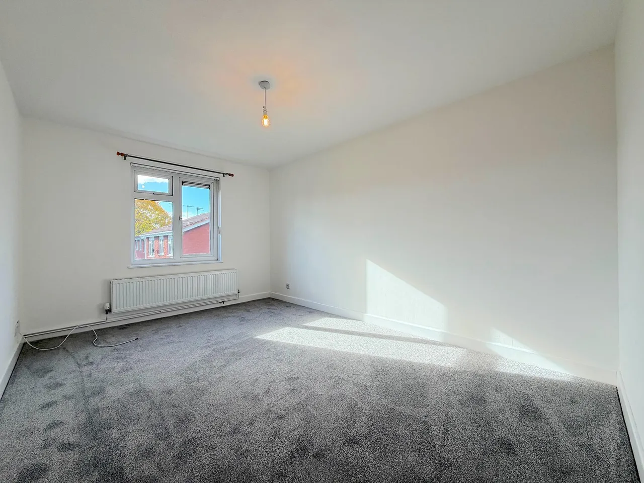 Hambledon Close, Pendeford, WV9, photo 4