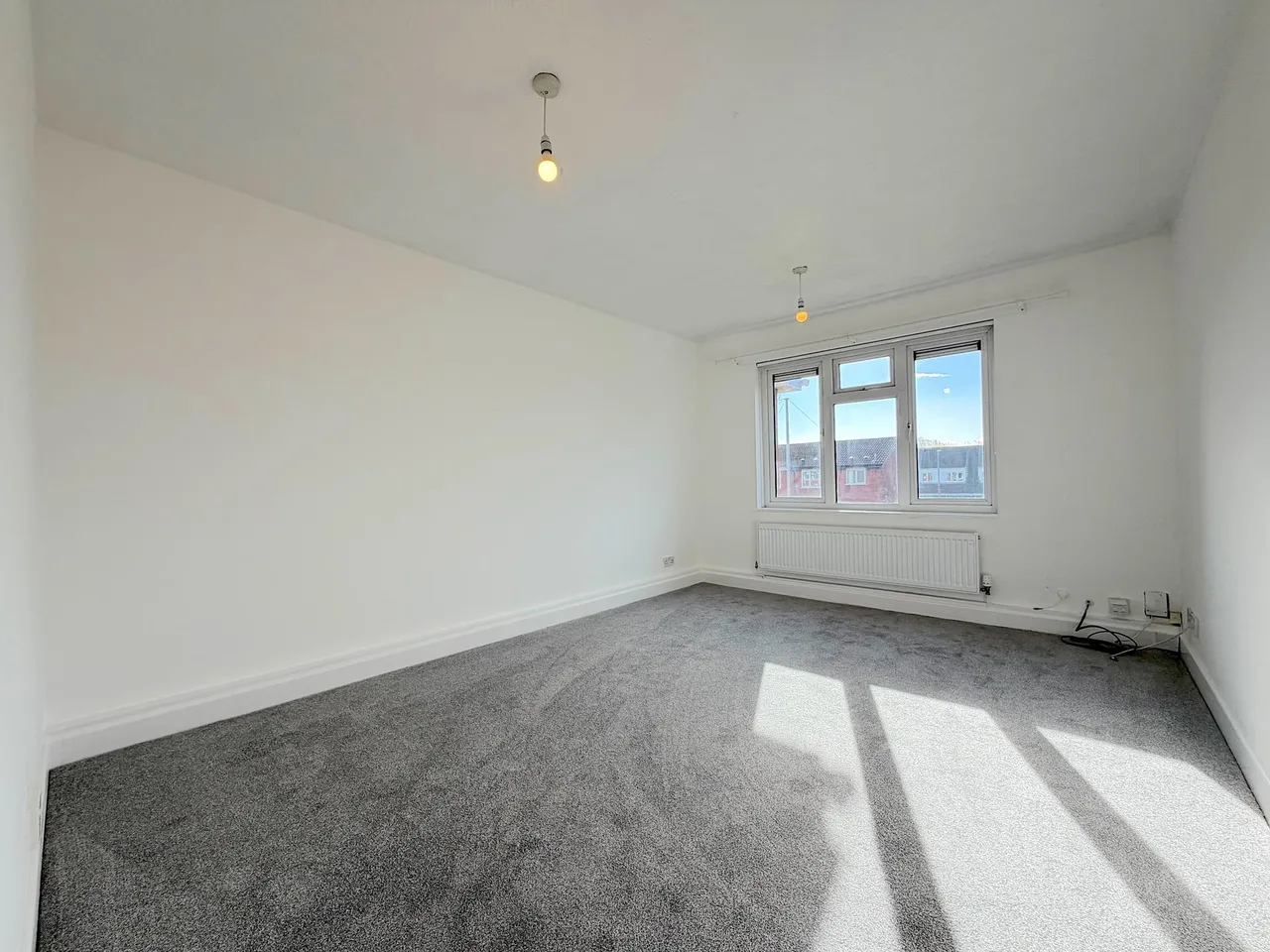 Hambledon Close, Pendeford, WV9, photo 2