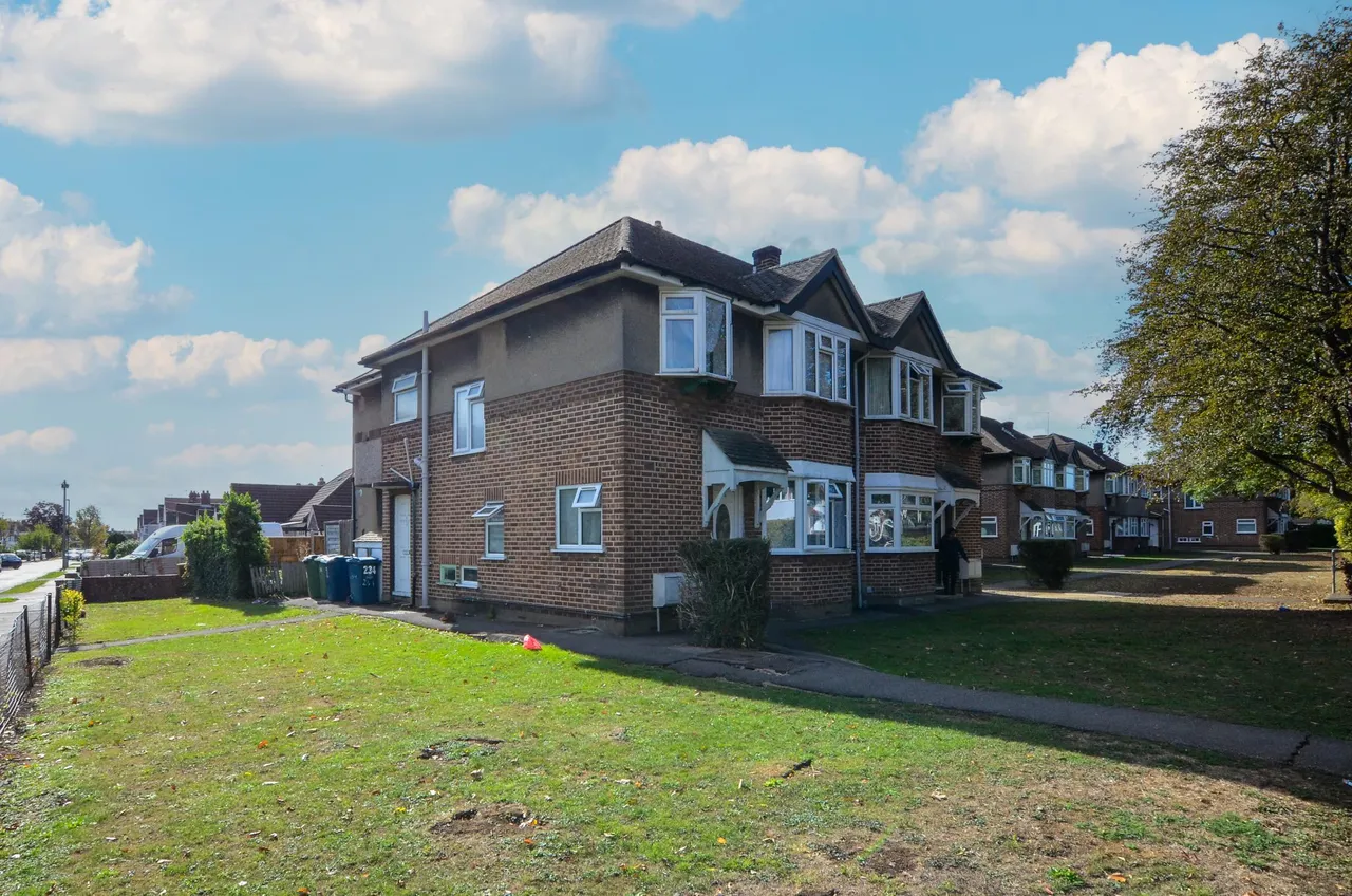 Locket Road, Harrow, HA3, photo 14